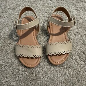 Old Navy Kids Tan Sandals with Scalloped Design